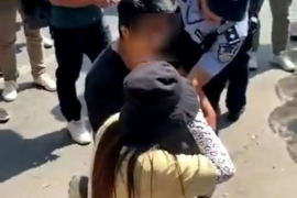 跟着欠债人讨债违法吗? 跟着欠债人讨债违法吗?